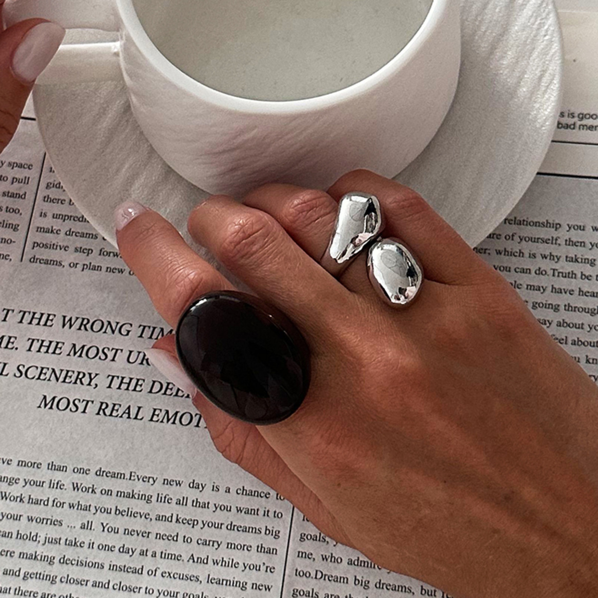 Vintage Punk Knuckle Rings Set - KunJoe 2 Buah/Set Cincin Akrilik Tetesan