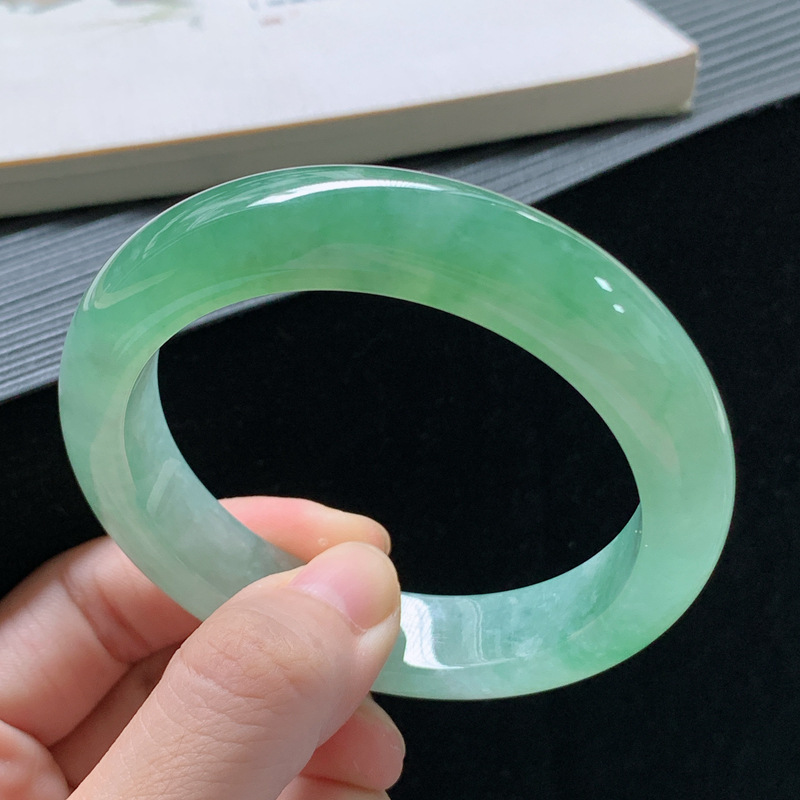 Gelang jadeite, batu giok es l - Bracelets ulasan dan harga